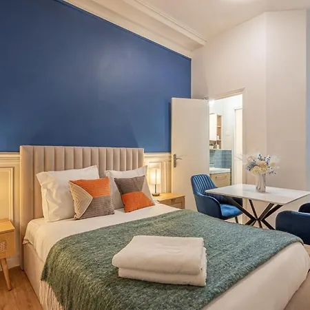Appartamento Douillet Pour 2 Au Coeur De Montmartre - Iv